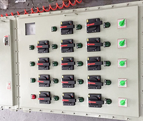 居配所智能辅壁挂式监控系统